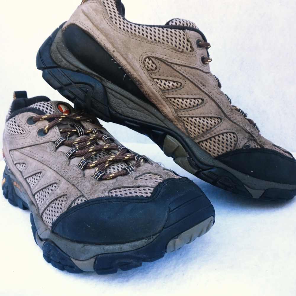 Merrell Men's 10.5 , Vibram Continuum, Preowned.